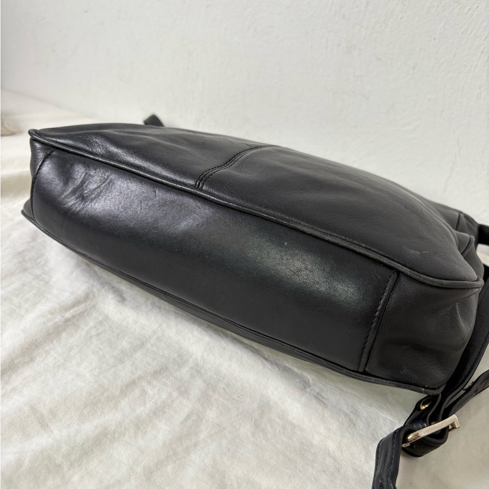ETIENNE AIGNER Vintage Embossed Big Logo Minimalist Leather Crossbody Bag Purse - Picture 16 of 16